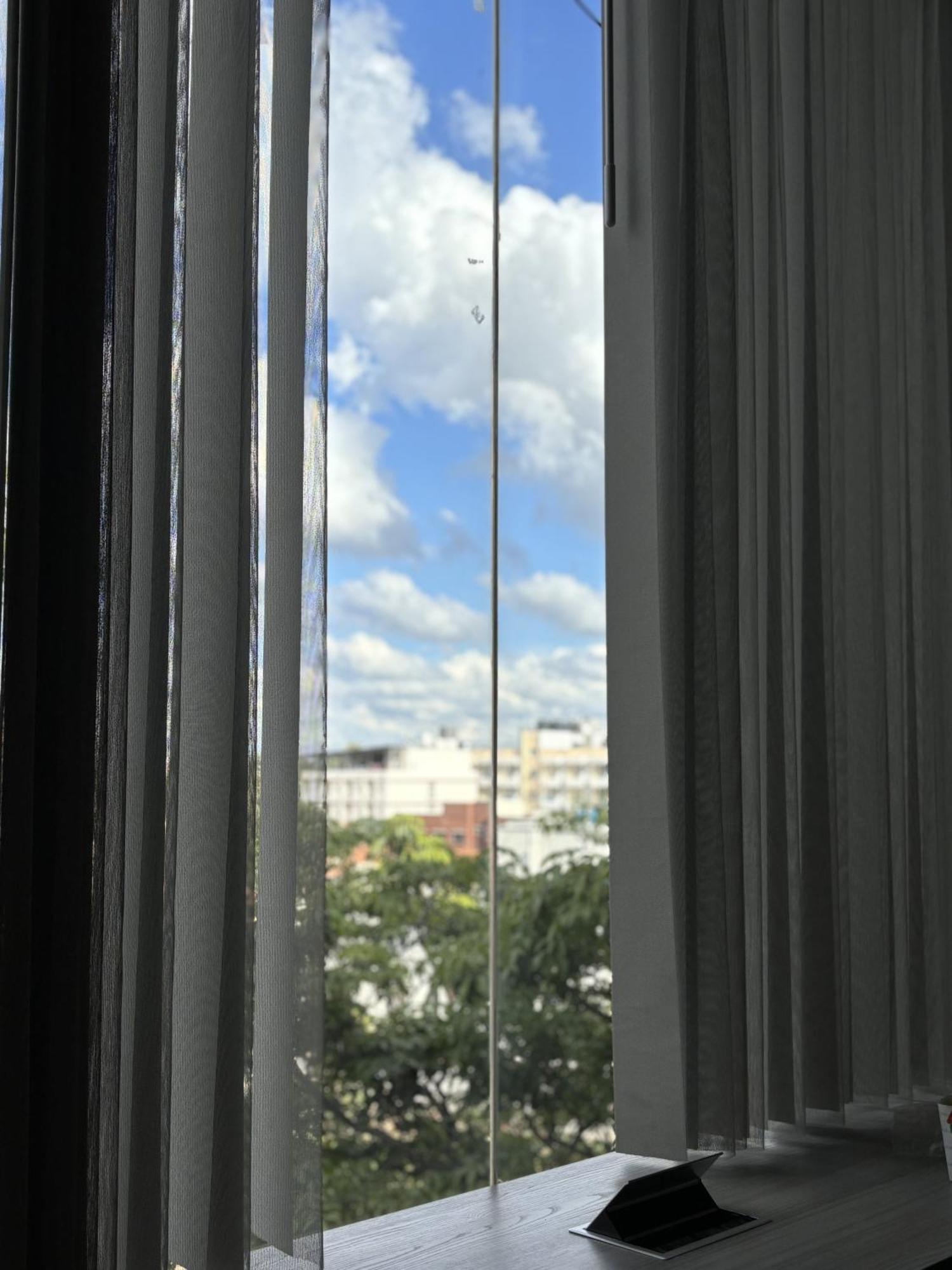 Blr Pods Hotel Bangalore Luaran gambar
