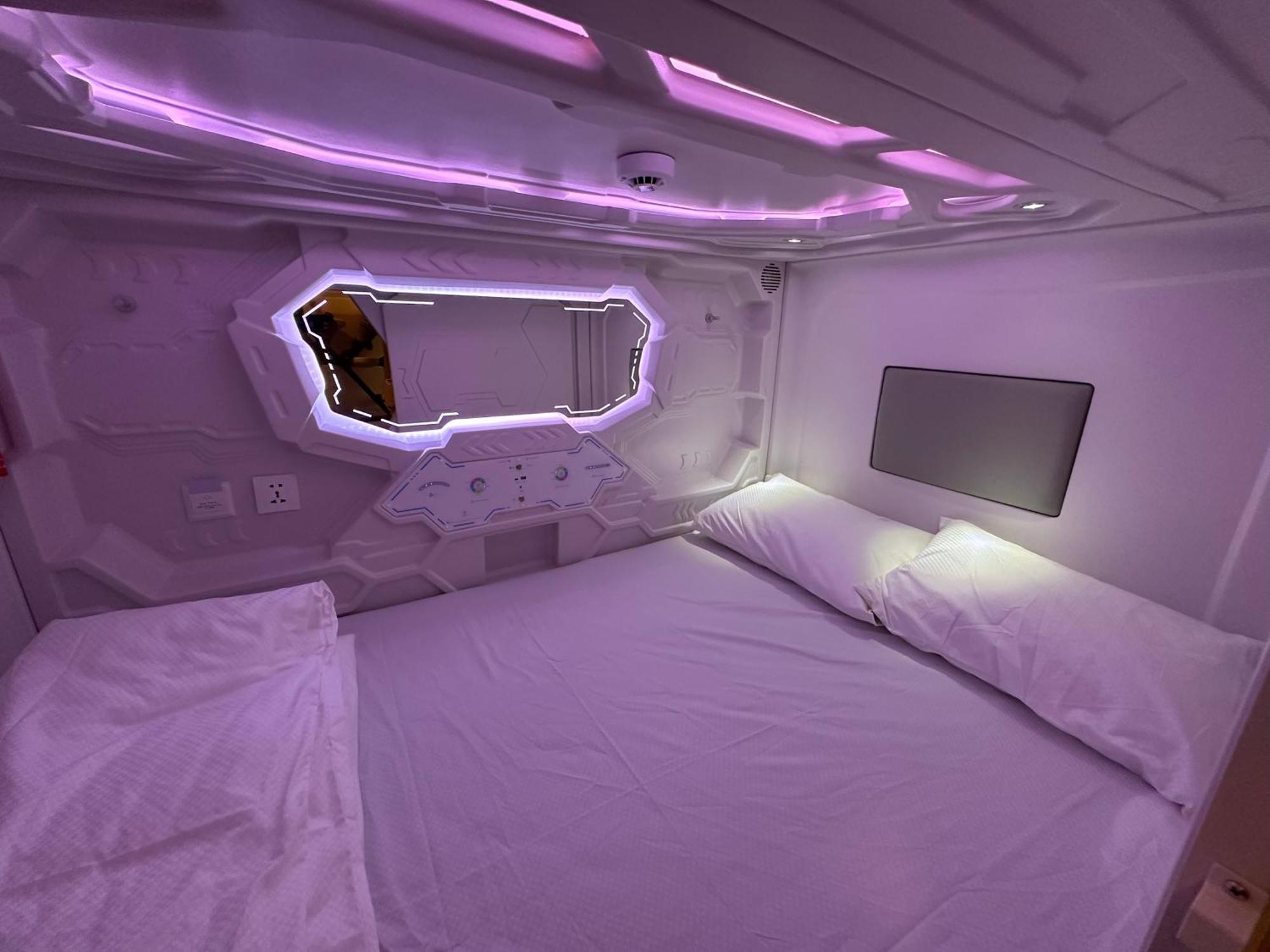 Blr Pods Hotel Bangalore Luaran gambar