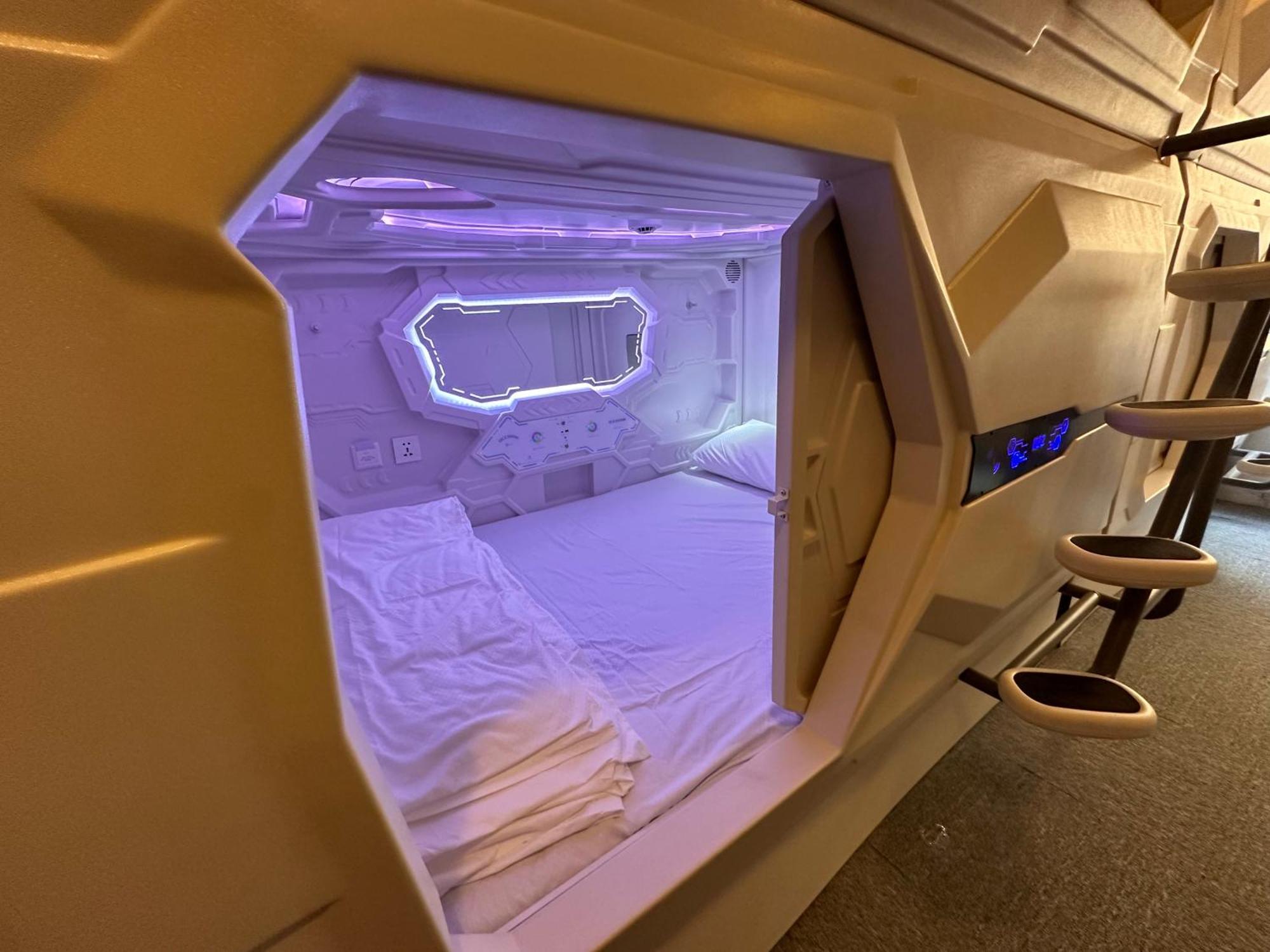 Blr Pods Hotel Bangalore Luaran gambar