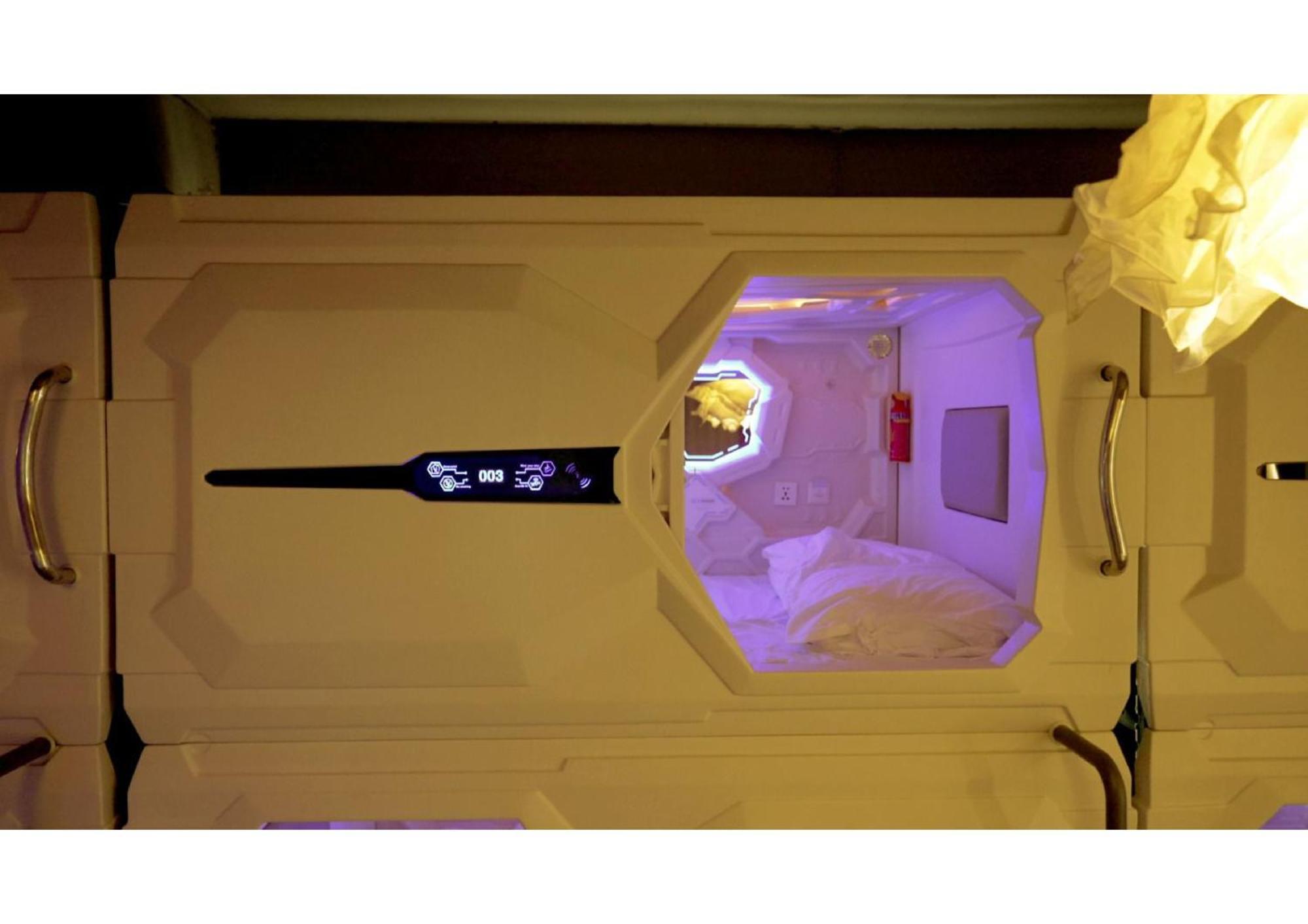 Blr Pods Hotel Bangalore Luaran gambar