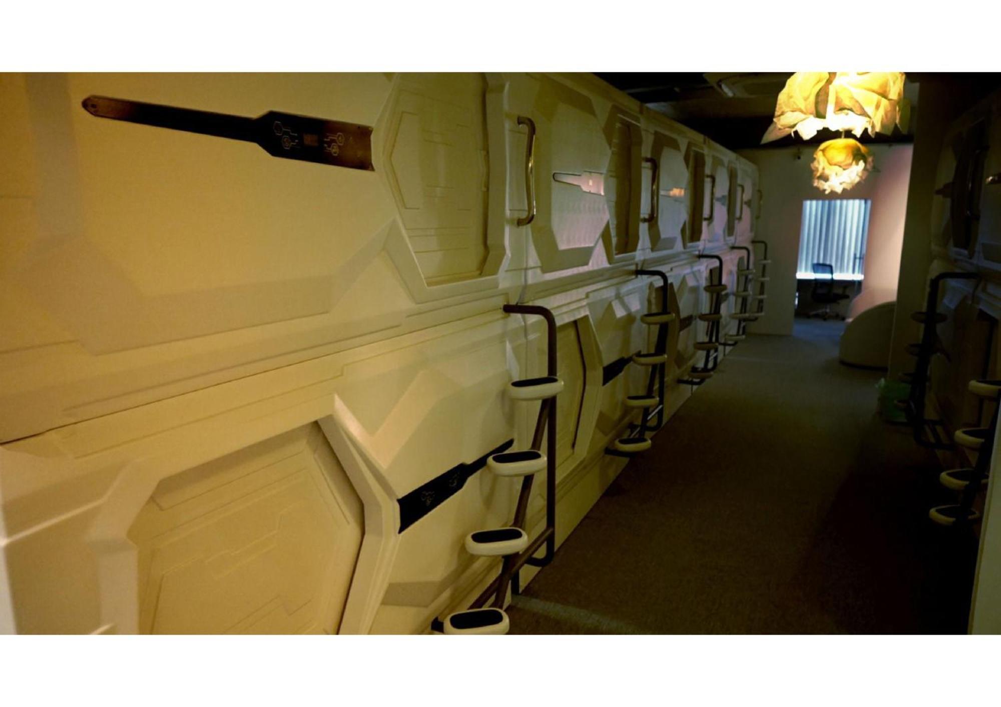 Blr Pods Hotel Bangalore Luaran gambar